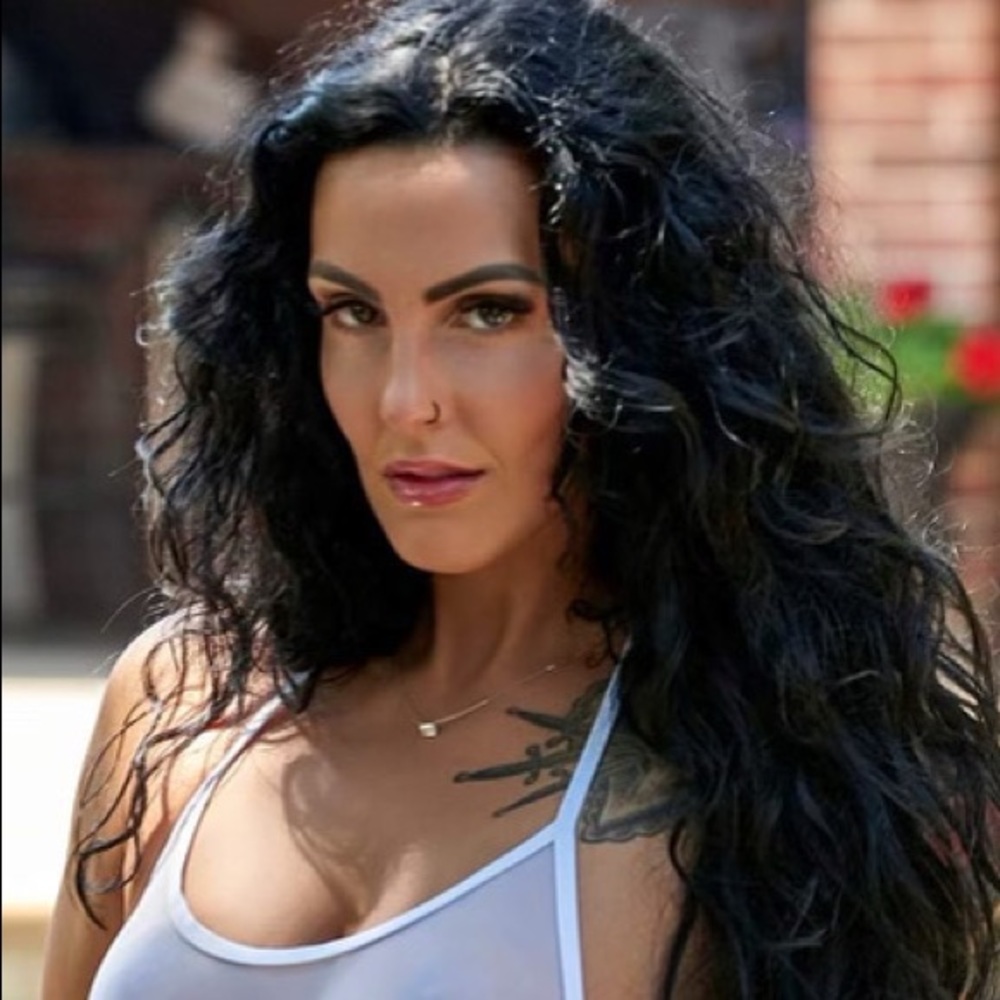 Meet your Posher, Paige